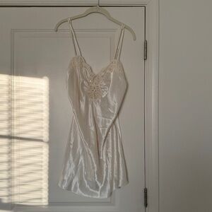 Vintage Ivory Victoria Secret, Women's Cream and White Nightwear, Size M